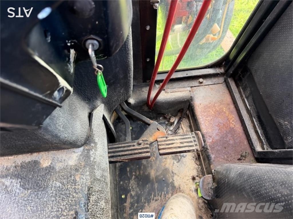 CASE International 585 Traktorer