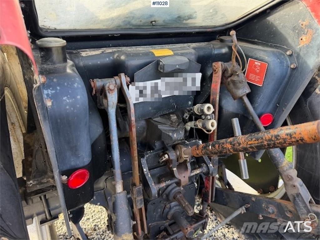 CASE International 585 Traktorer