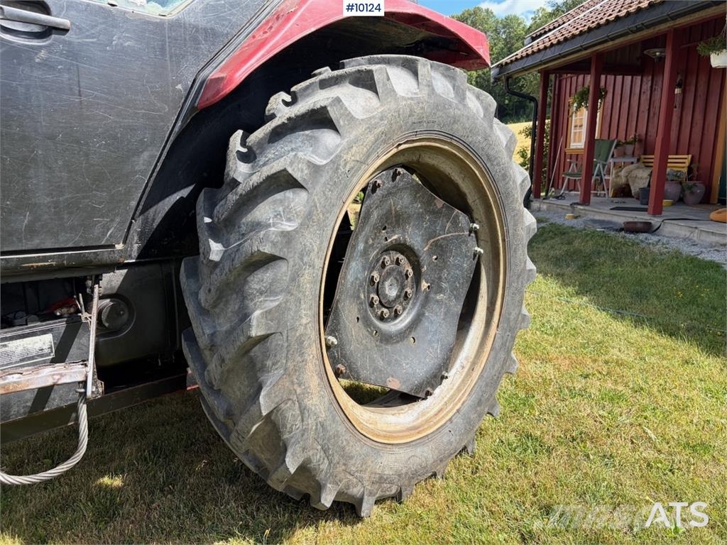 CASE International 685 XL Traktoren