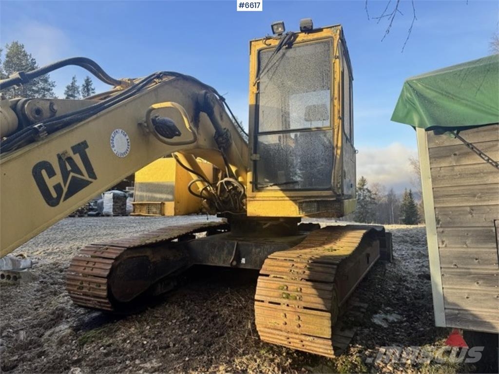 CAT 211BLC Bageri guseničari