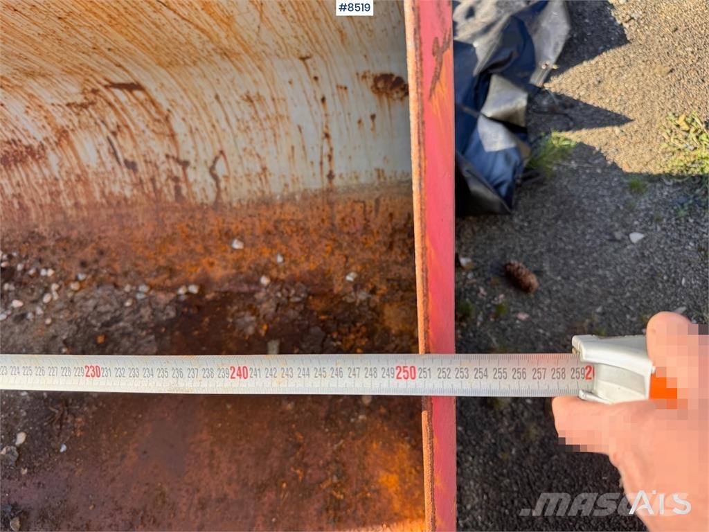 CAT 930 Otras máquinas y aperos de labranza