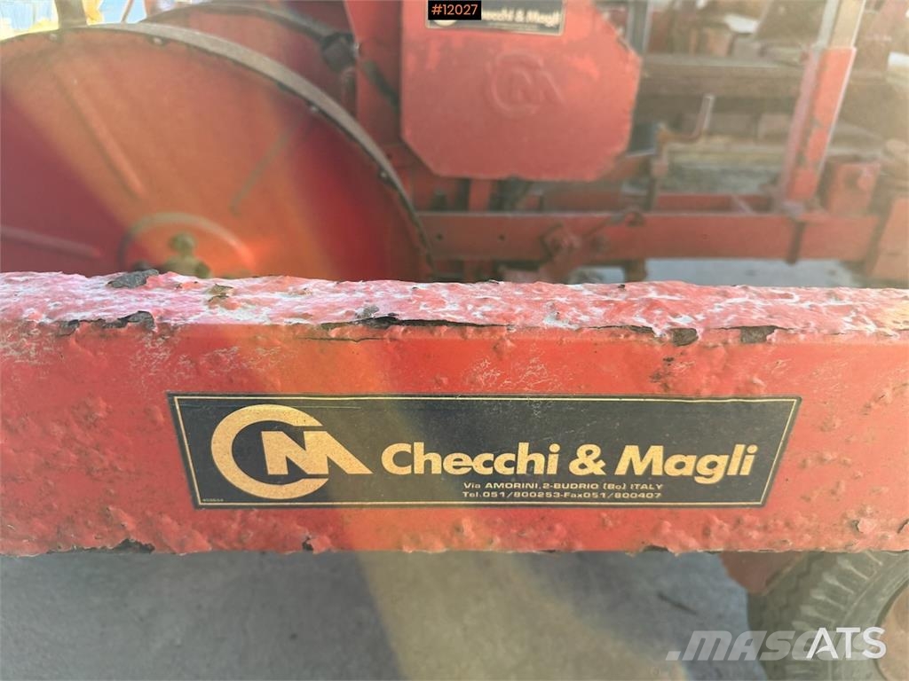 Checchi & Magli Plantemaskin Muud saagikoristusmasinad
