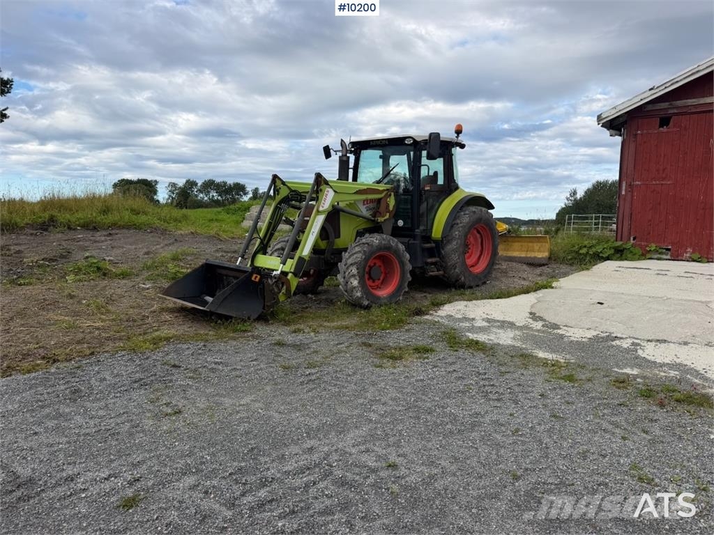 CLAAS Arion 410 4x4 الجرارات