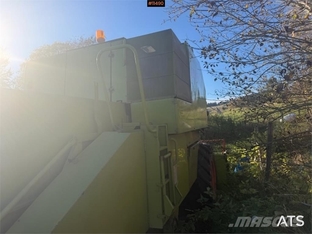 CLAAS Compact Kombajni