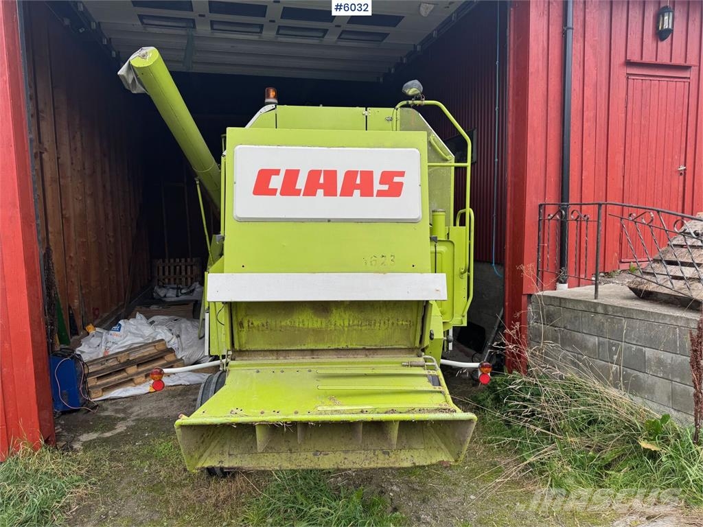 CLAAS Dominator 48 Зернозбиральні комбайни