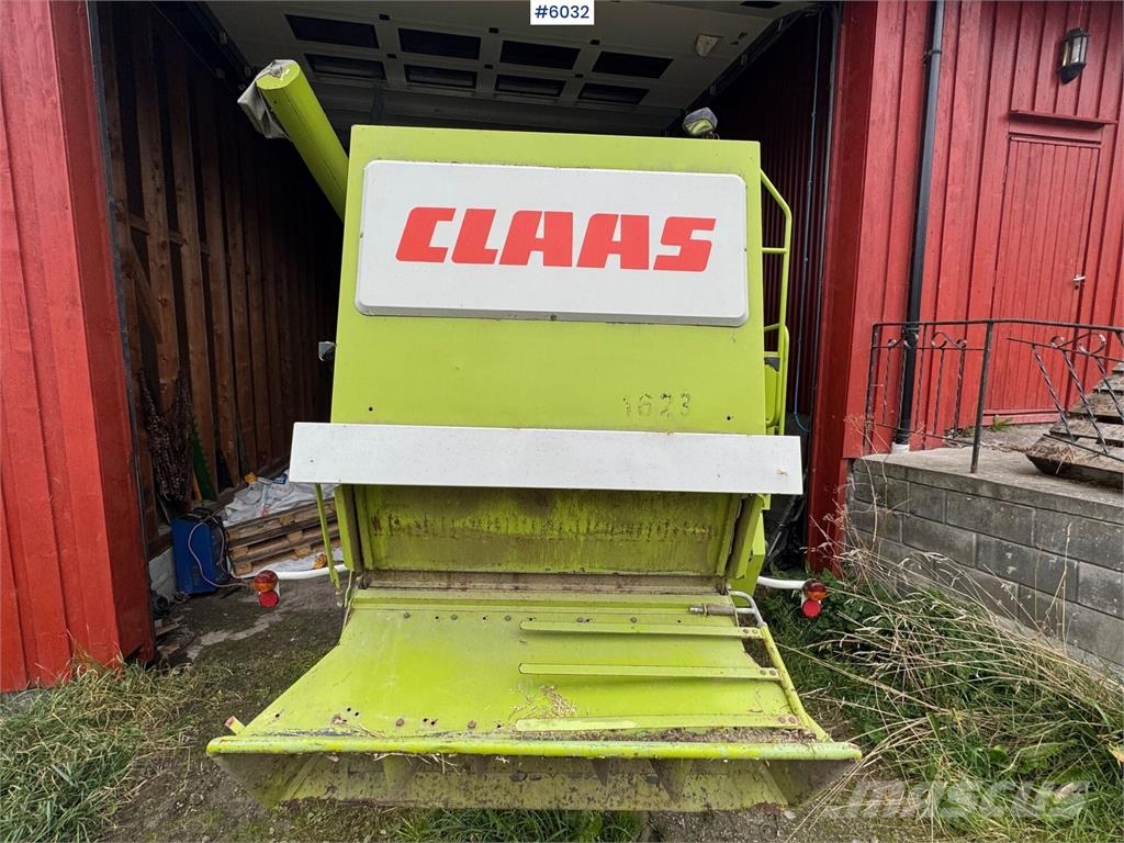 CLAAS Dominator 48 Зернозбиральні комбайни