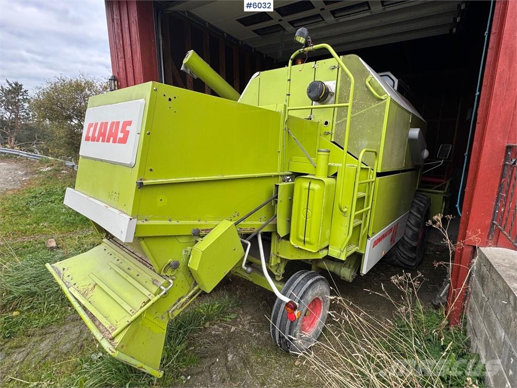 CLAAS Dominator 48 Зернозбиральні комбайни
