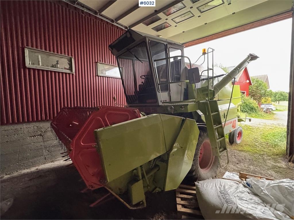CLAAS Dominator 48 Зернозбиральні комбайни