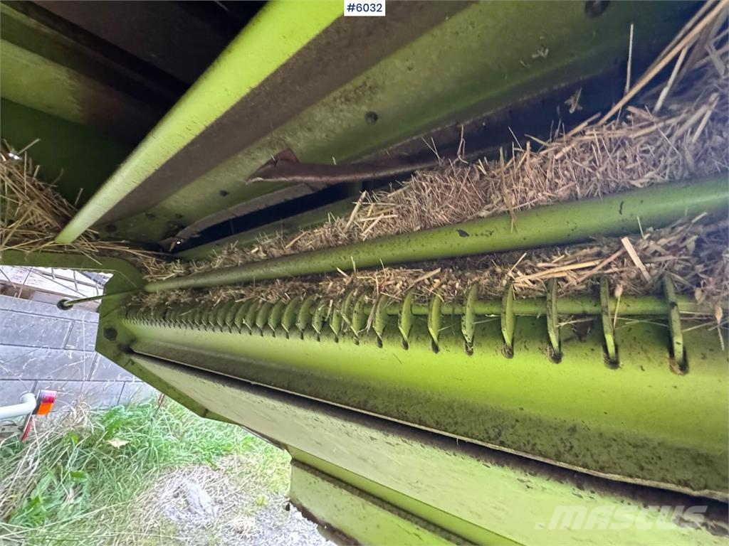 CLAAS Dominator 48 Зернозбиральні комбайни