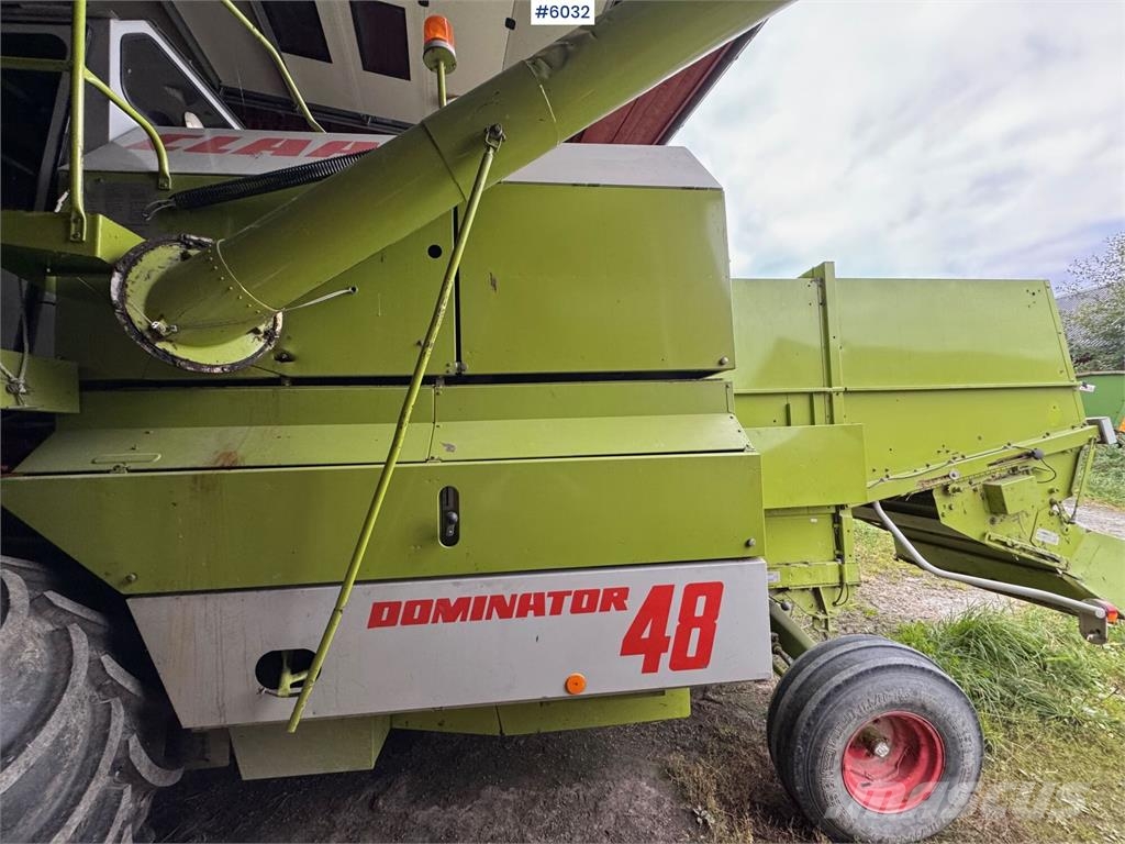 CLAAS Dominator 48 Зернозбиральні комбайни