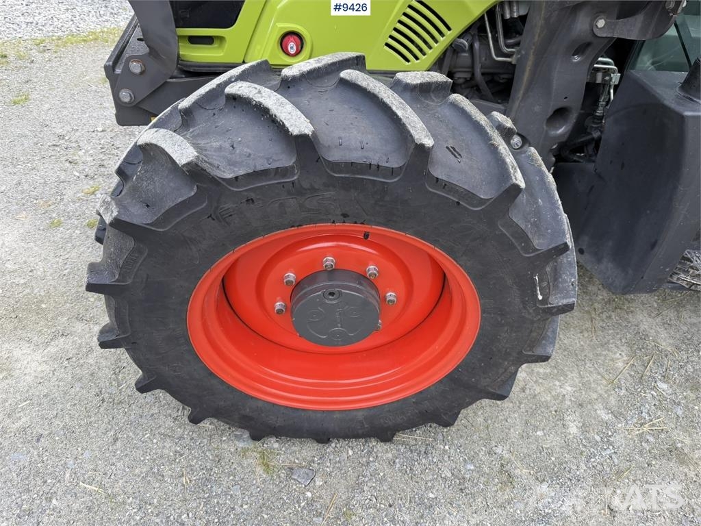 CLAAS Elios 210 트랙터