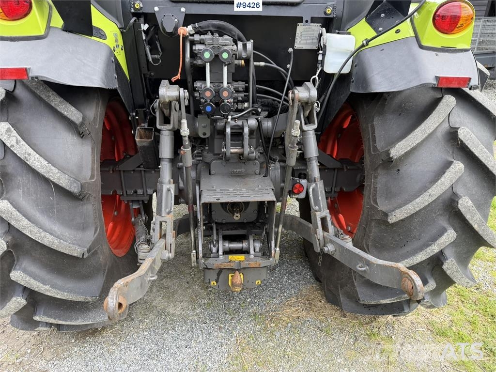 CLAAS Elios 210 트랙터