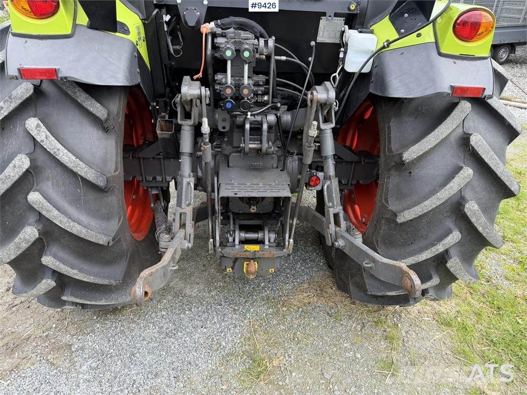 CLAAS Elios 210 트랙터