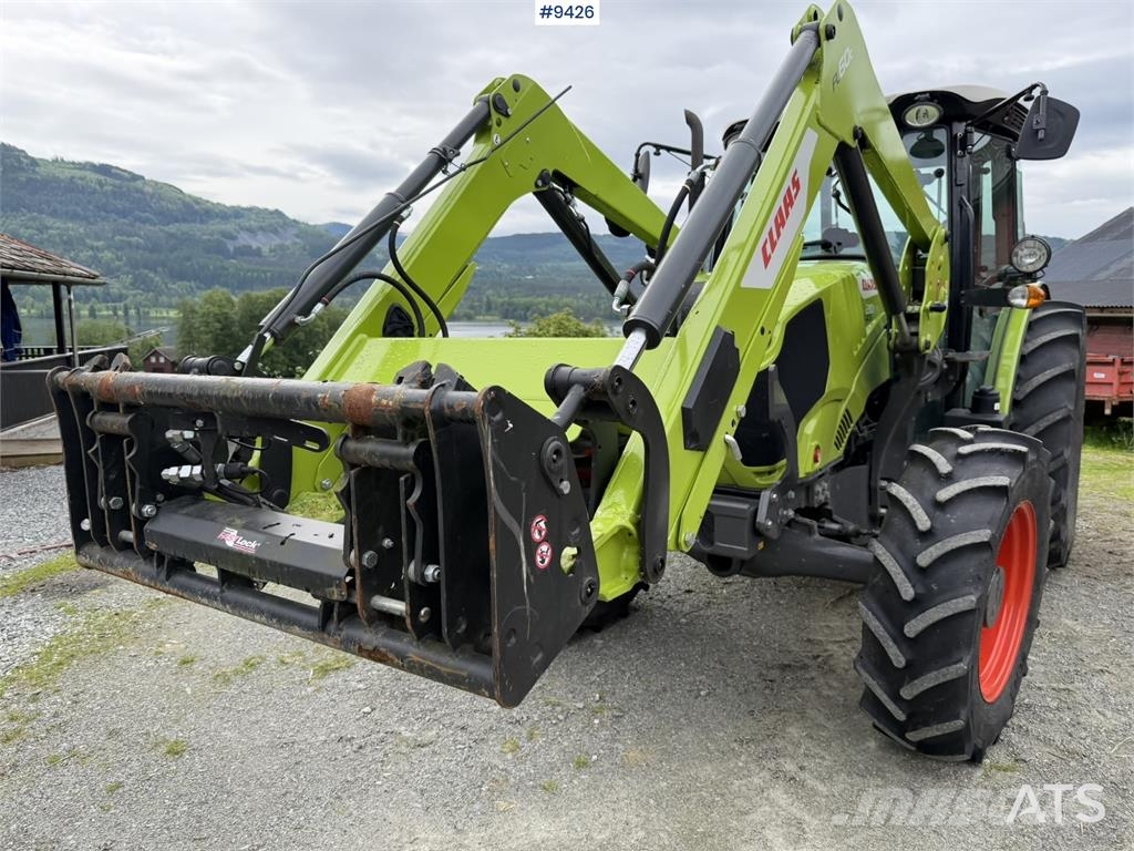 CLAAS Elios 210 트랙터
