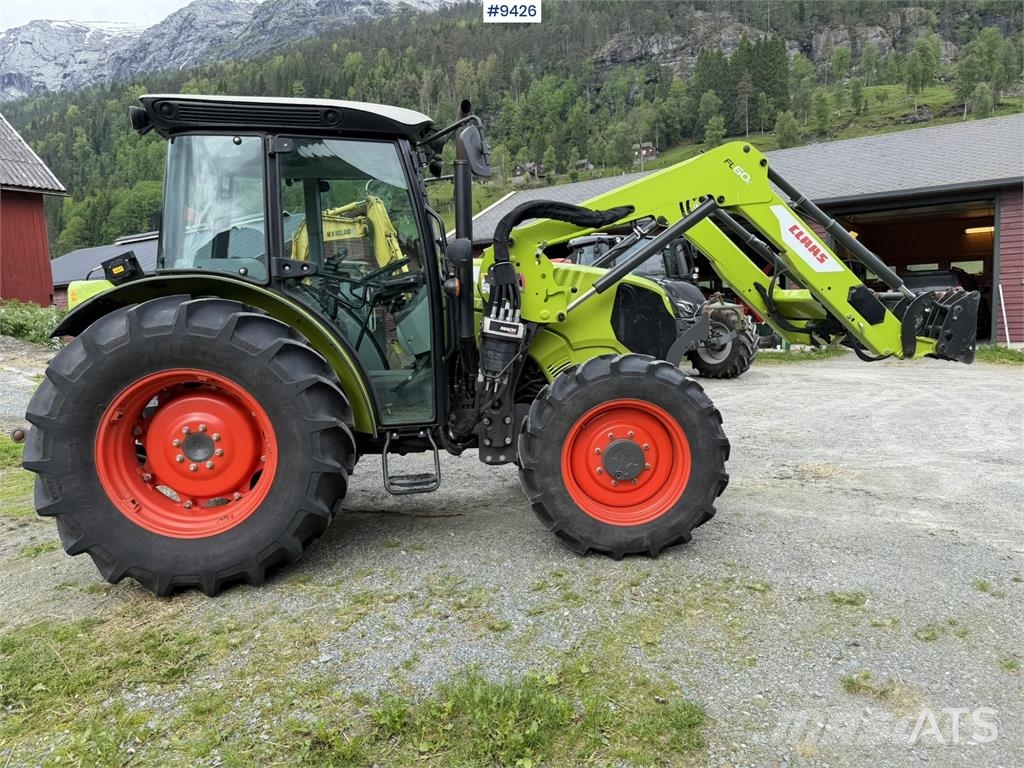 CLAAS Elios 210 트랙터