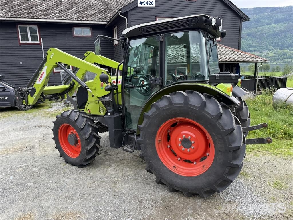CLAAS Elios 210 트랙터