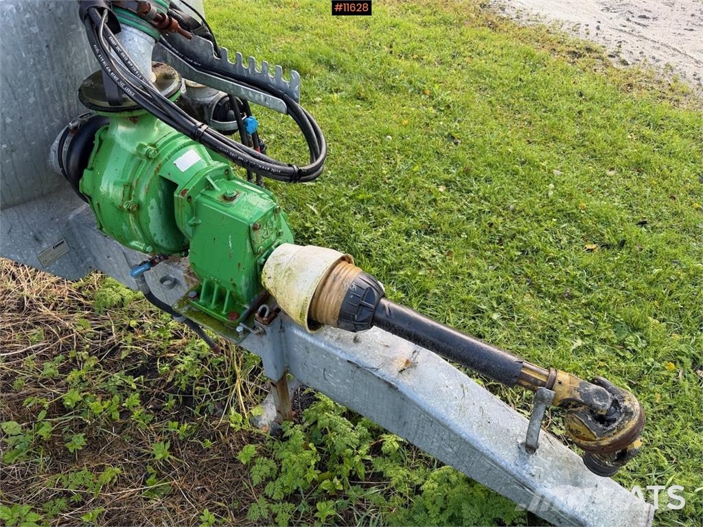 Conor 7500 Mechanické secí stroje