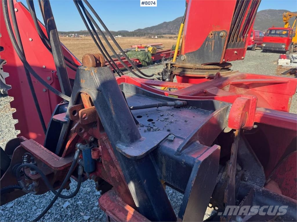 Dalen Vendbar fres m/ hydraulisk tut 刮雪板和犁