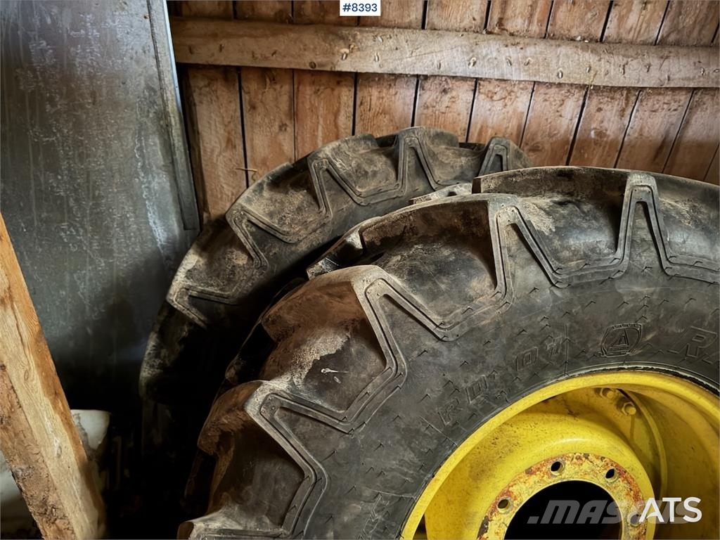 Dekk og felg til traktor Ďalšie komponenty