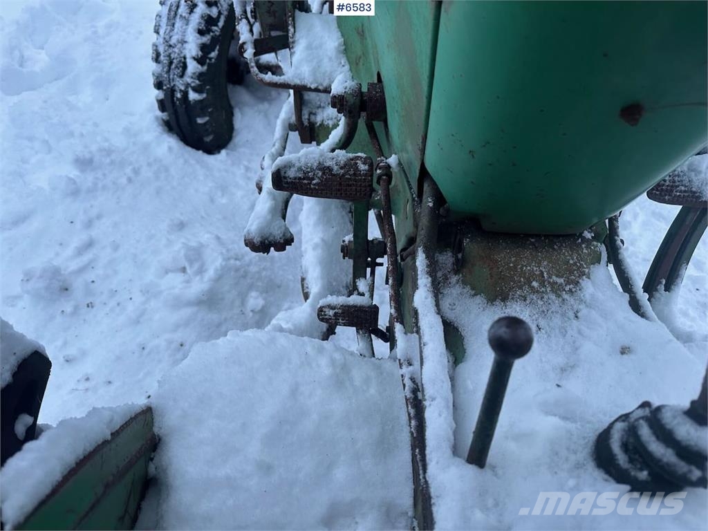 Deutz D5005 الجرارات