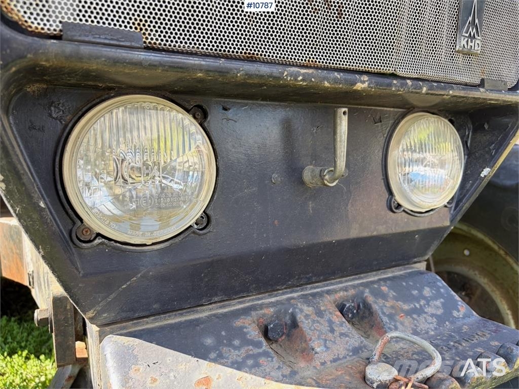 Deutz DX 3.30 Traktorji