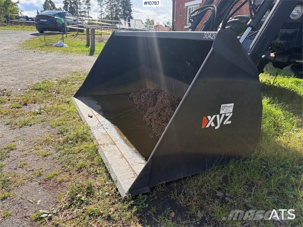 Deutz DX 3.30 Traktorji
