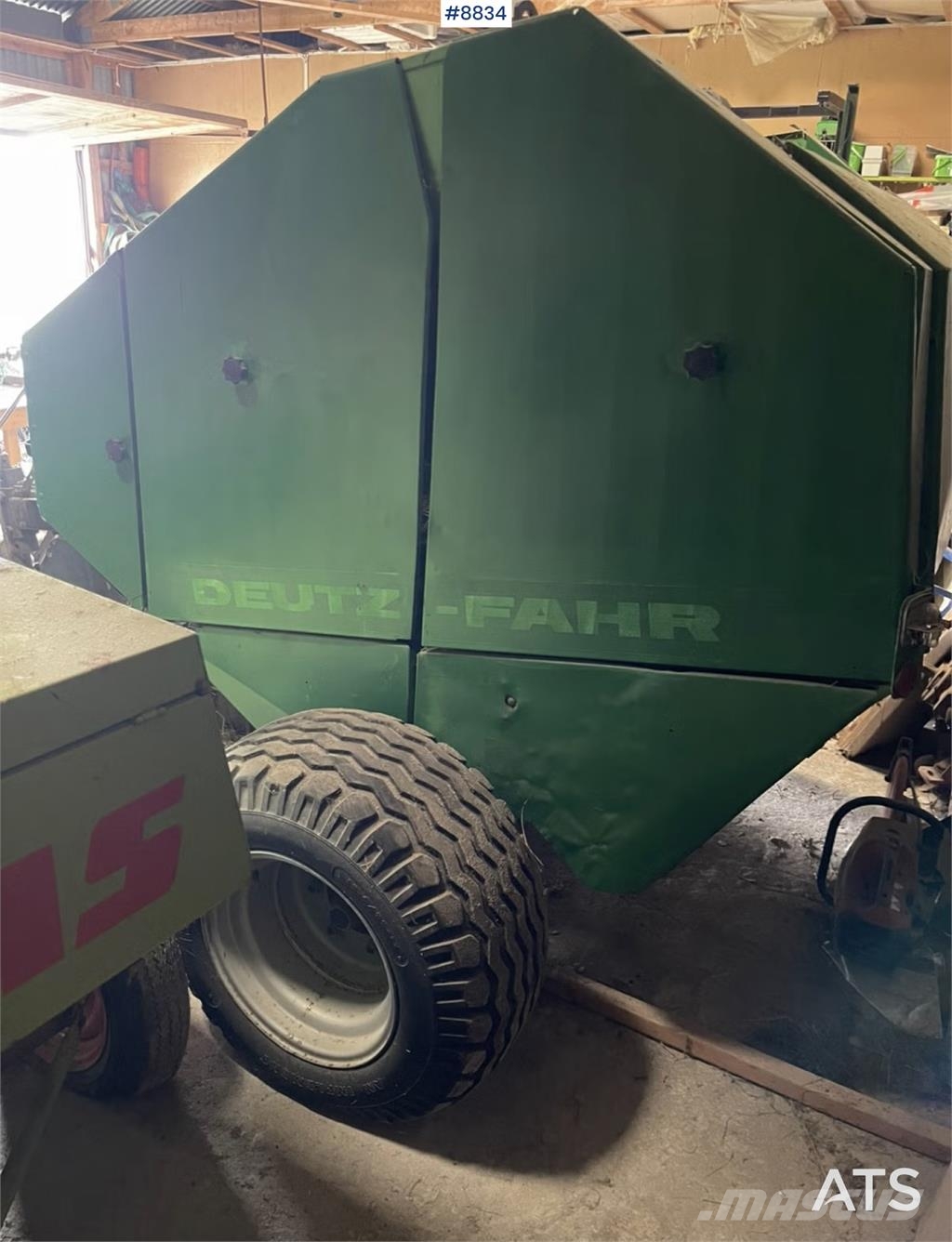 Deutz Fahr 6811 Otros equipos para cosecha