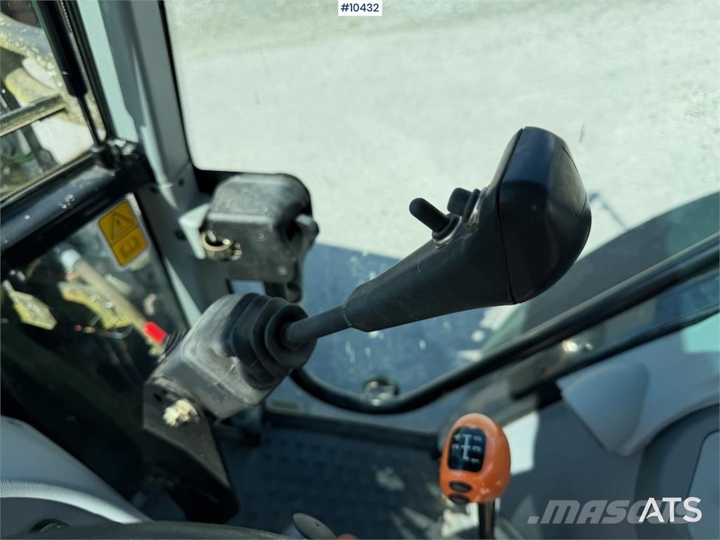 Deutz Fahr Agrofarm 420 الجرارات