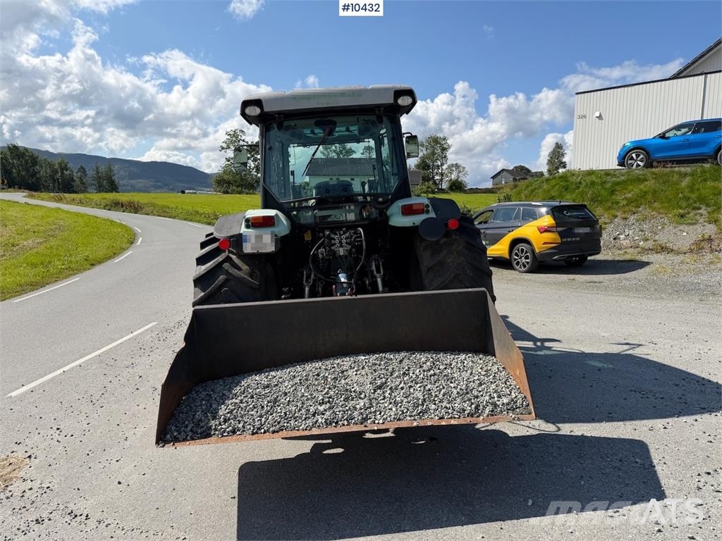 Deutz Fahr Agrofarm 420 الجرارات