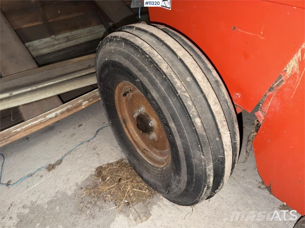 Deutz-Fahr HD300 Andre gressmaskiner
