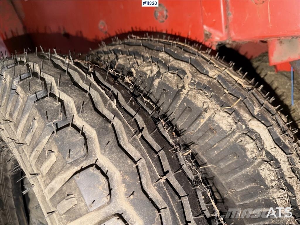 Deutz-Fahr HD300 Andre gressmaskiner