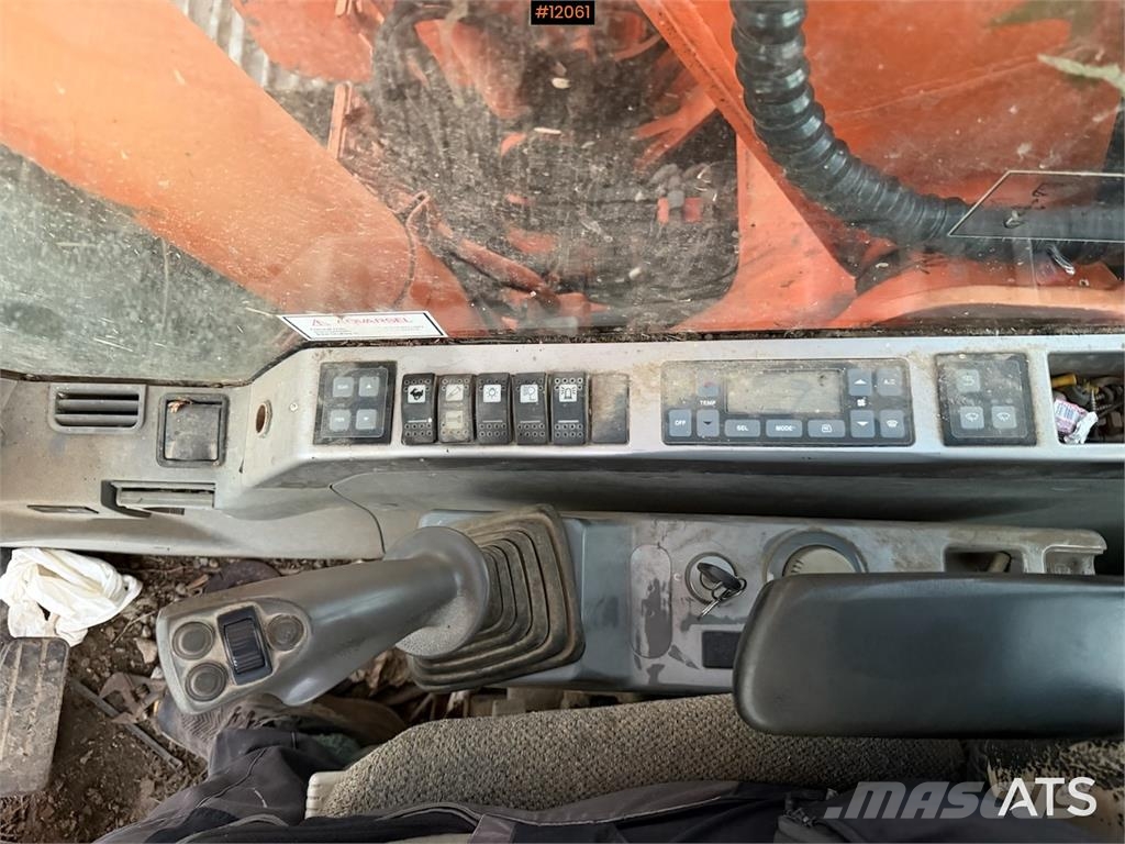 Doosan DX 140 Raupenbagger