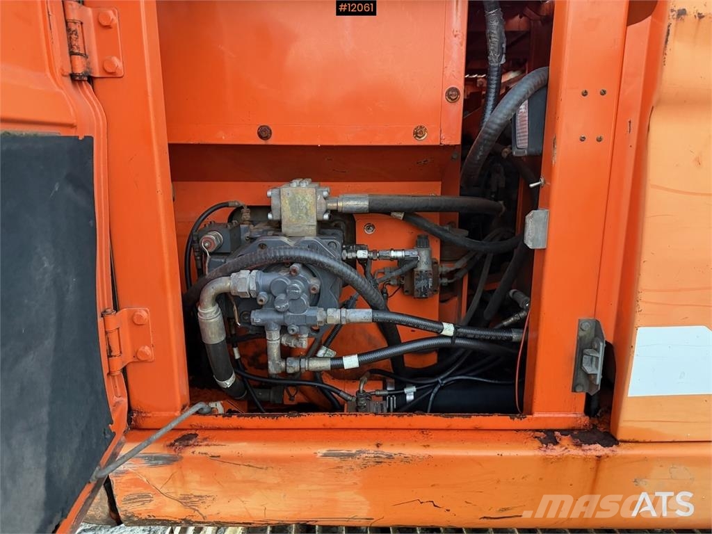 Doosan DX 140 Raupenbagger