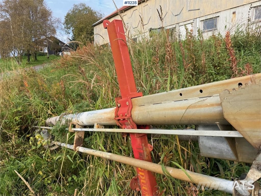 Duun Gjødselpumpe Drillmaschinen