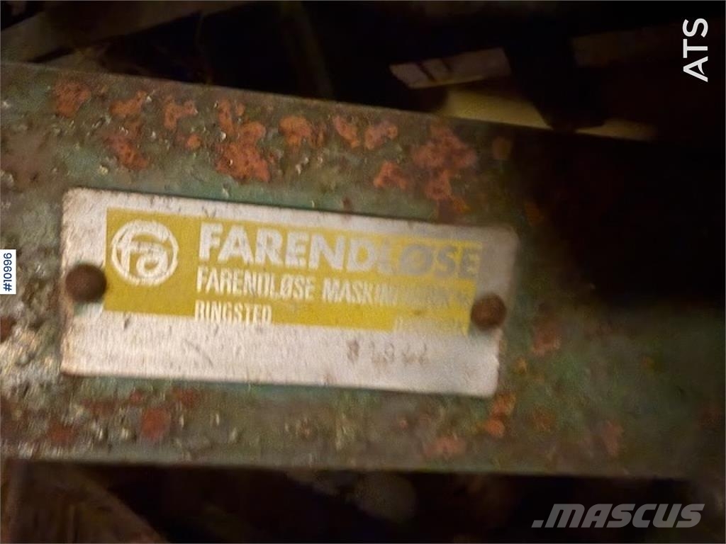  Farendløse Høyvender معدات أخرى للحصاد