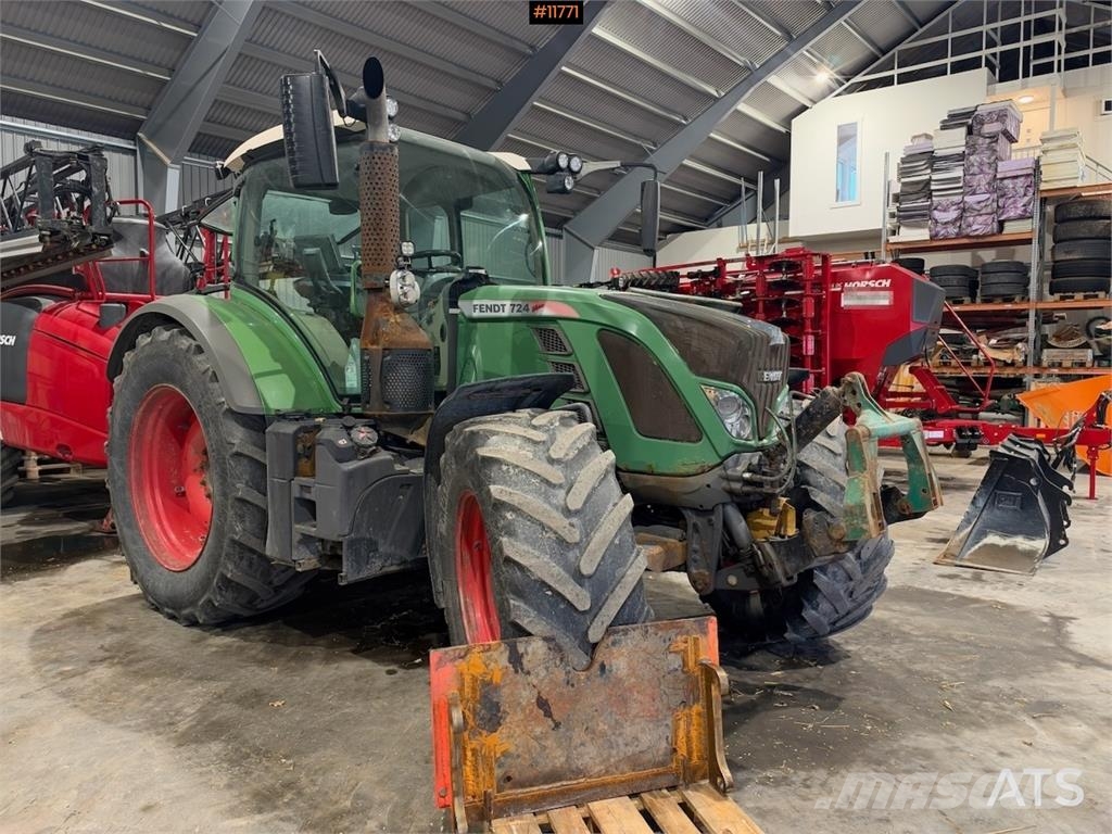 Fendt 724 Vario Traktorer