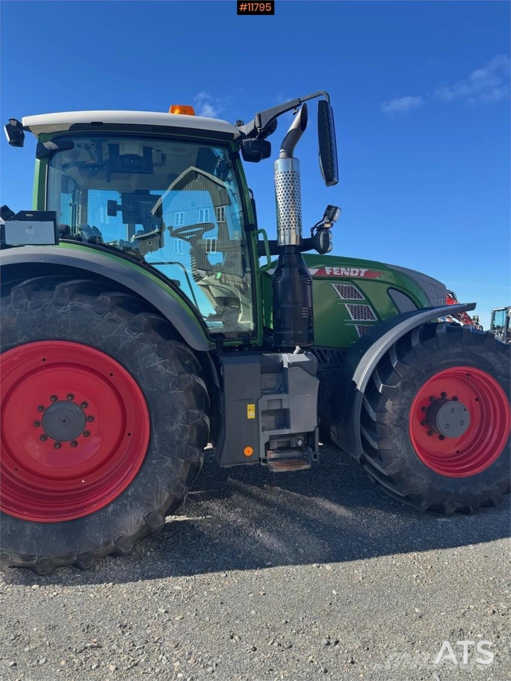 Fendt 724 Vario الجرارات