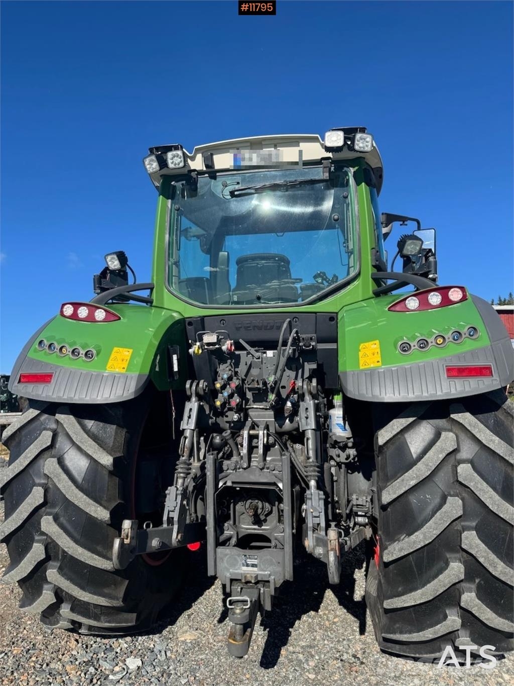 Fendt 724 Vario الجرارات