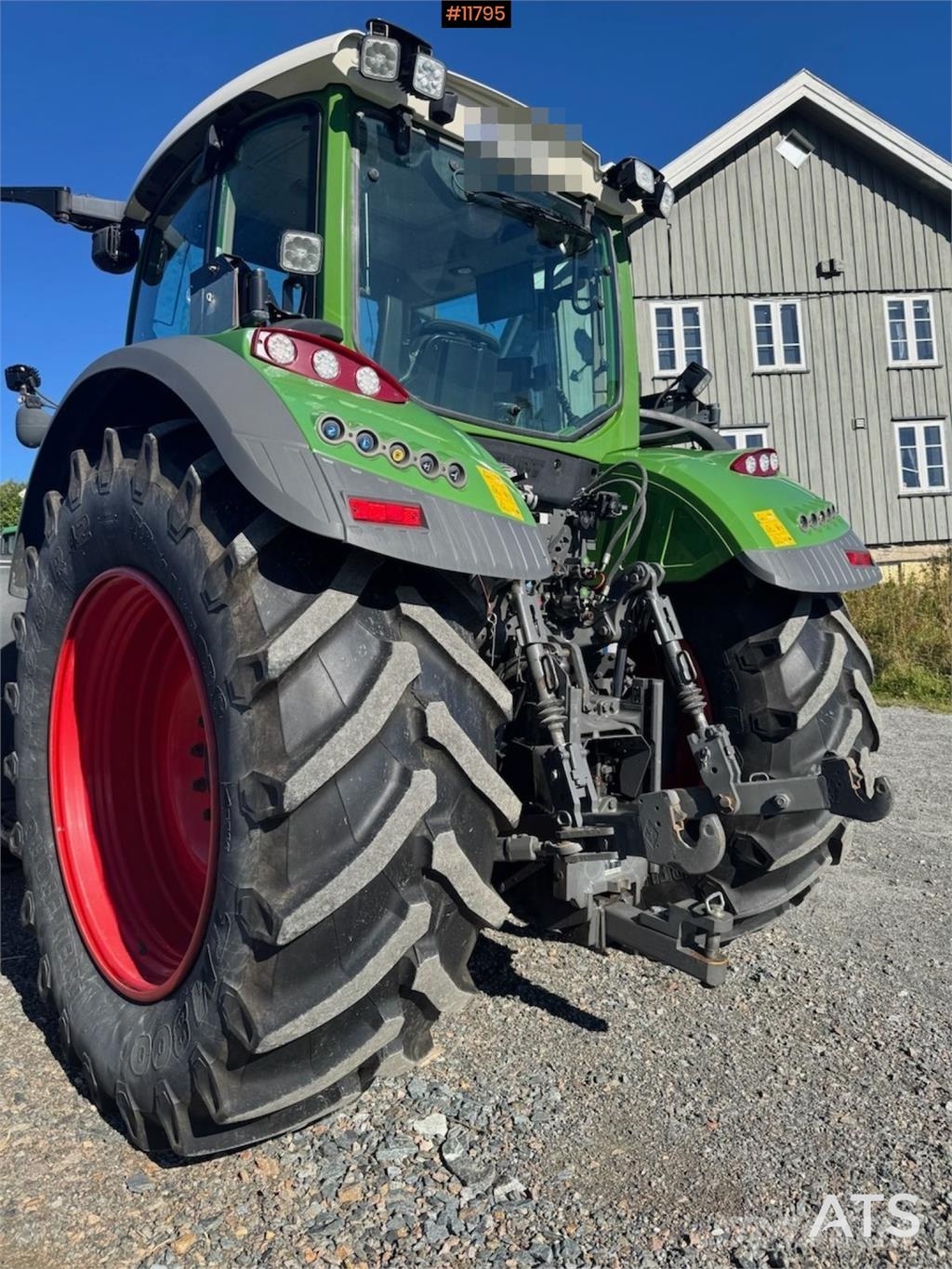 Fendt 724 Vario الجرارات