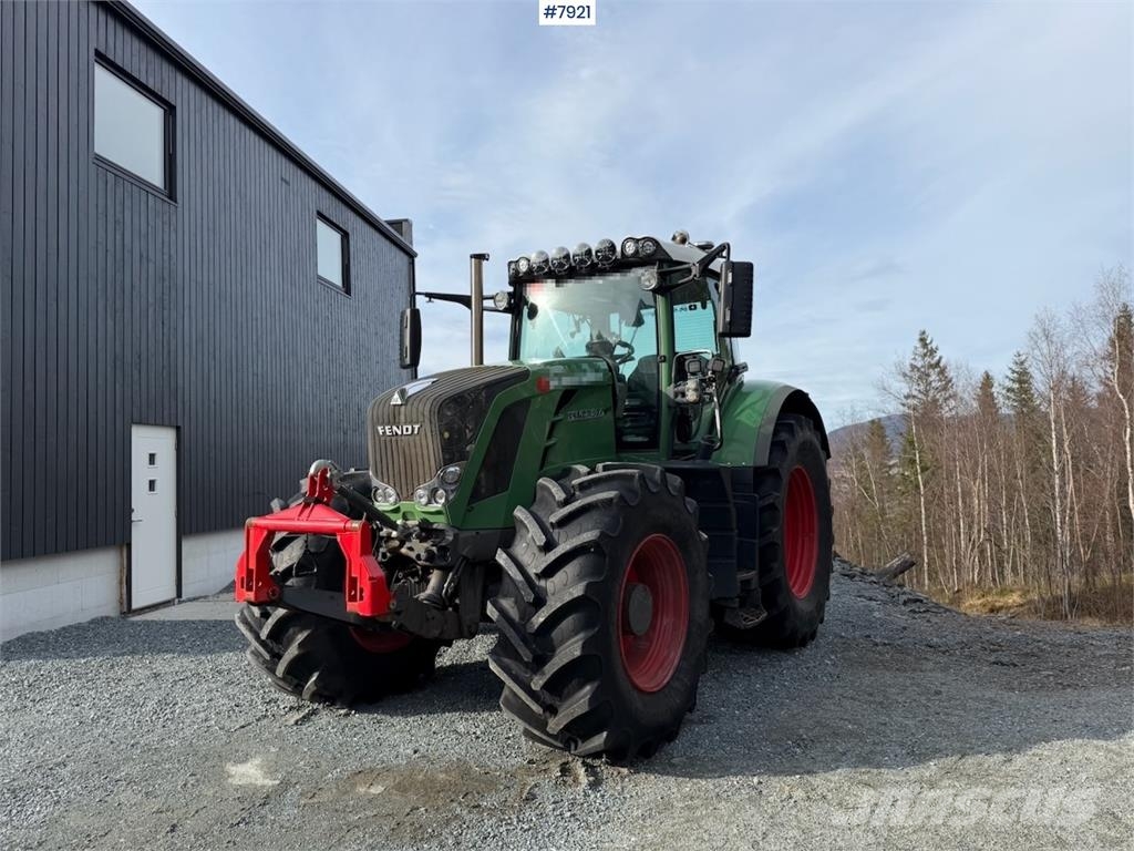 Fendt 824 Vario Tractoren
