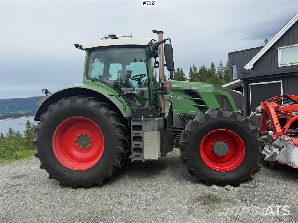 Fendt 824 Vario Tractoren