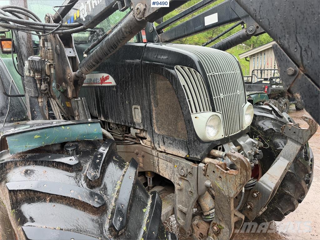 Fendt Farmer 412 Vario الجرارات
