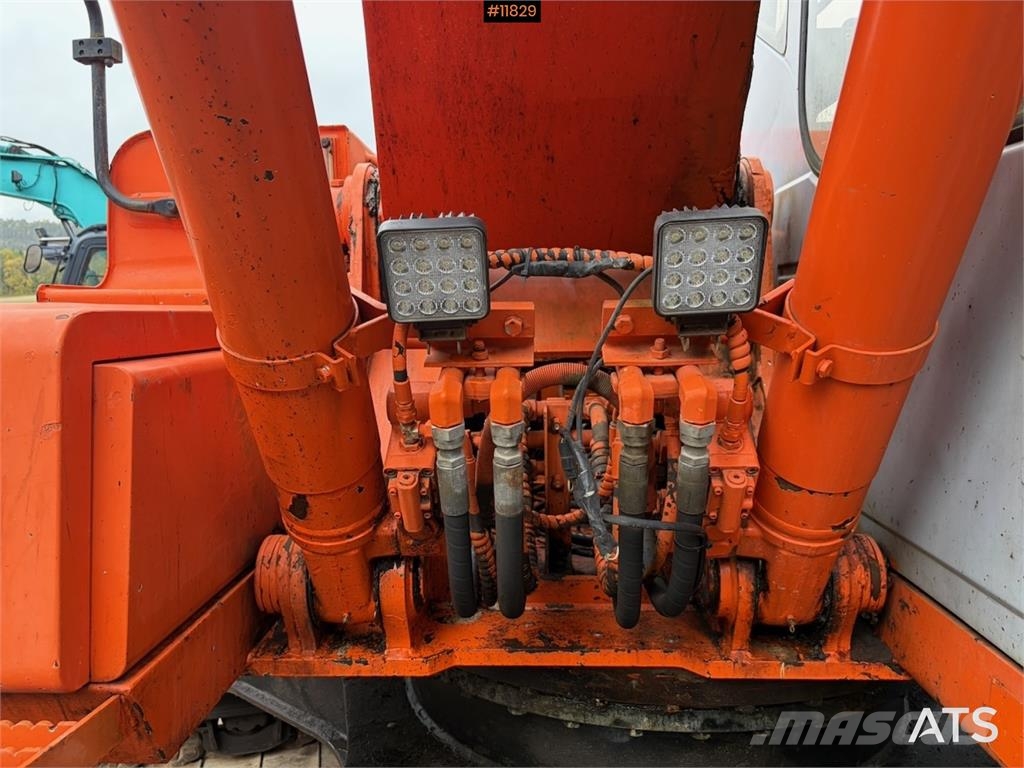 Fiat-Hitachi EX215 LC Beltegraver