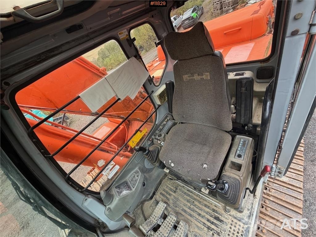 Fiat-Hitachi EX215 LC Beltegraver