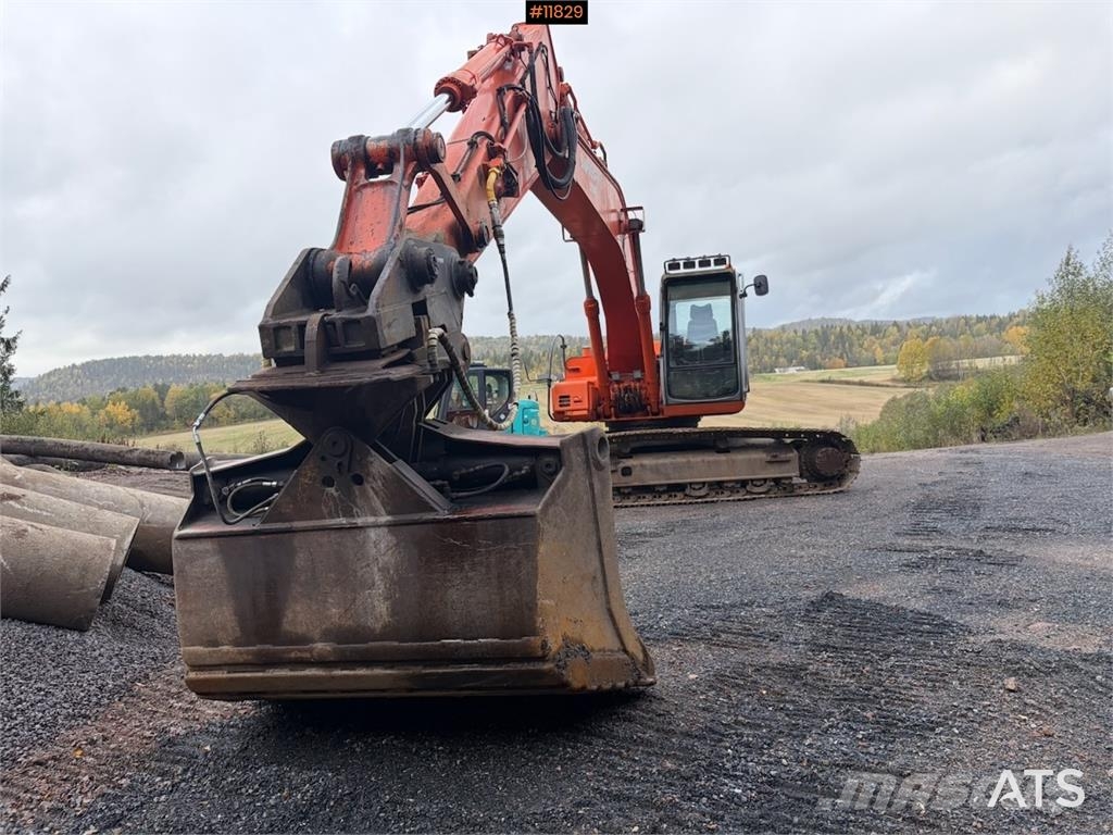 Fiat-Hitachi EX215 LC Beltegraver