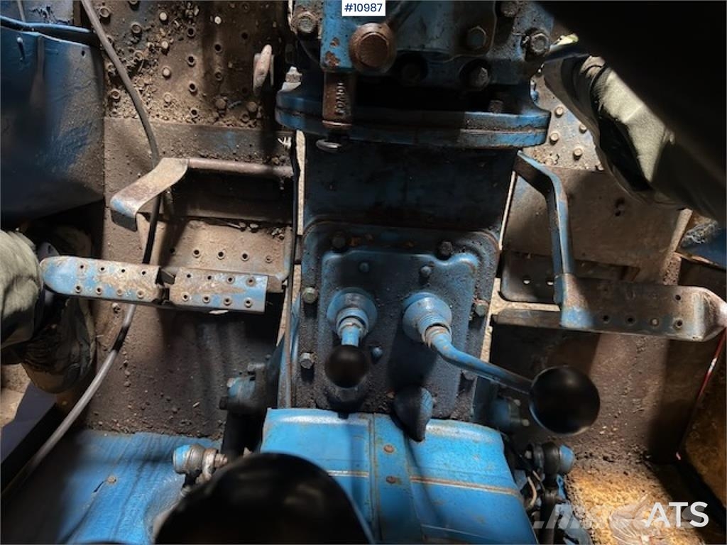 Ford 2000 Tractors