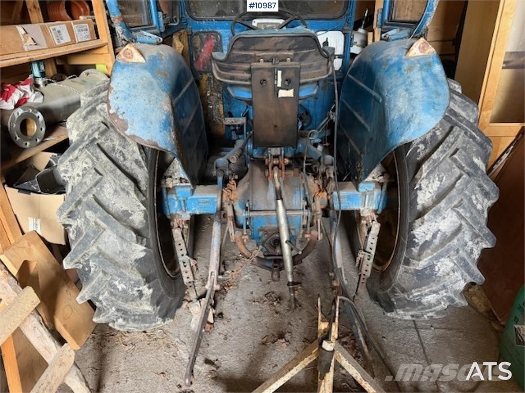 Ford 2000 Tractors