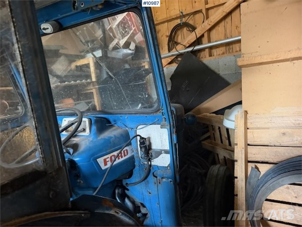 Ford 2000 Tractors