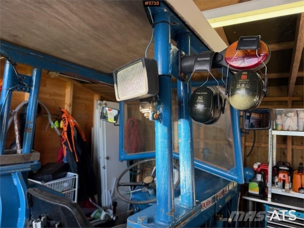 Ford 2000 2x4 traktor rep objekt Traktorer