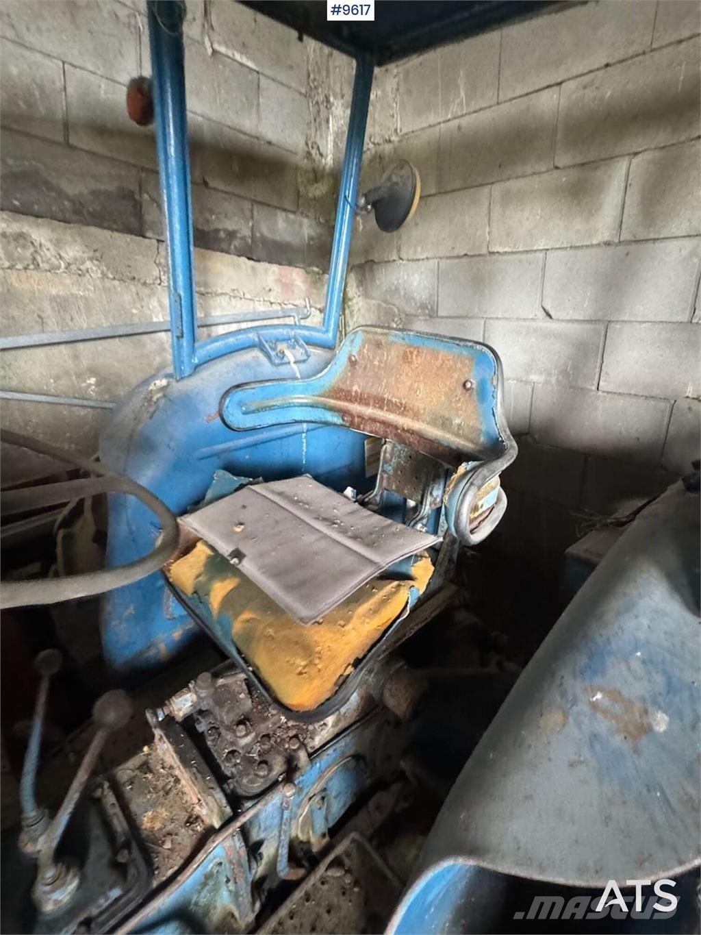 Ford 3000 الجرارات